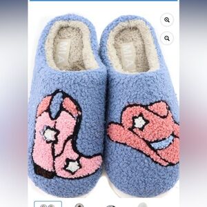 NIB MIA GIRL Women's Western Graphic Slippers Blue and Pink SZ 7M GREAT Slippers